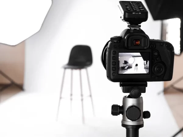 Curs Dezvoltă-ți Potențialul de la Casting la Sesiuni Foto de Succes, Înscrie-te la Curs și Învață totul despre cum sa devi model de Scucces