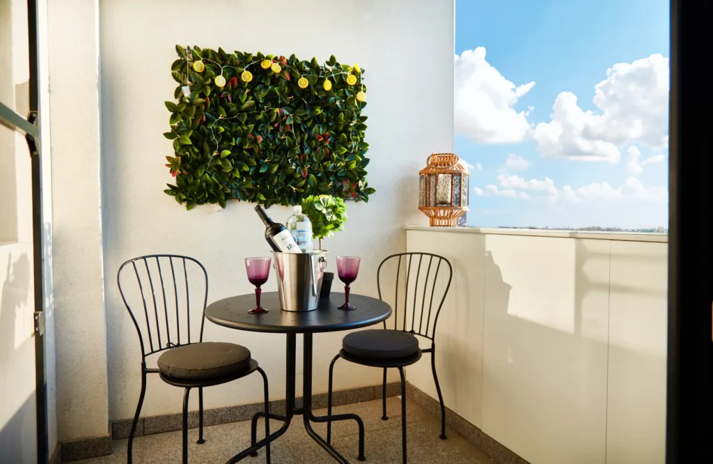 Balcon Fotografii Imobiliare Studio Sofia Promenada D9 Mamaia Nord Navodari, Cauti un Fotograf Profesionist in Constanta? Contacteaza-ne